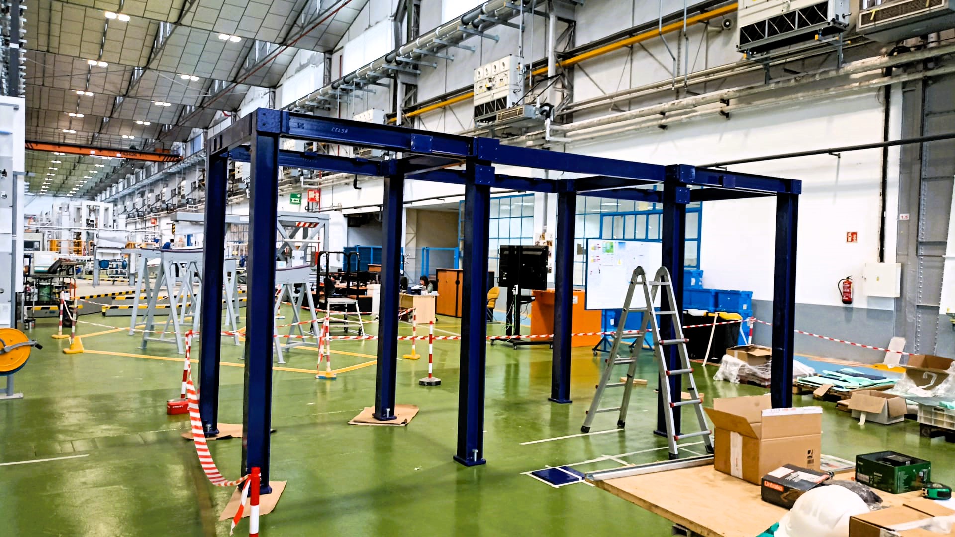 Large-scale industrial structure assembly